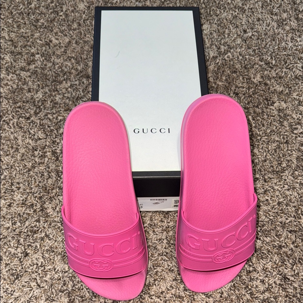 Gucci Vibrant Pink Slide Sandals